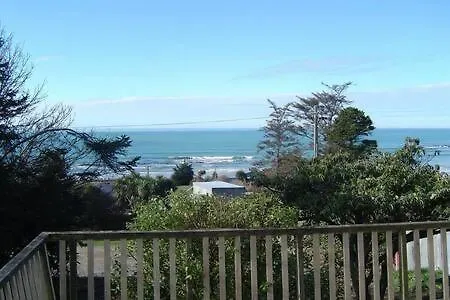 Private Seaside Couples Hideaway Villa Kaka Point Exterior photo