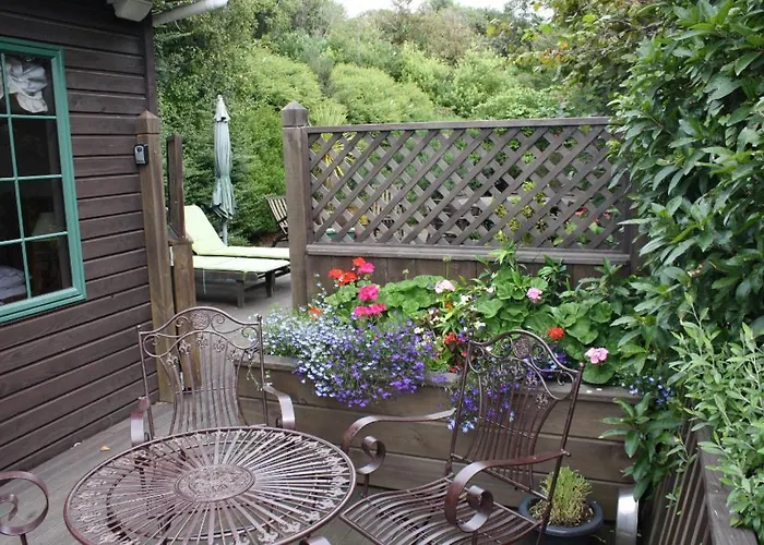 Private Seaside Couples Hideaway